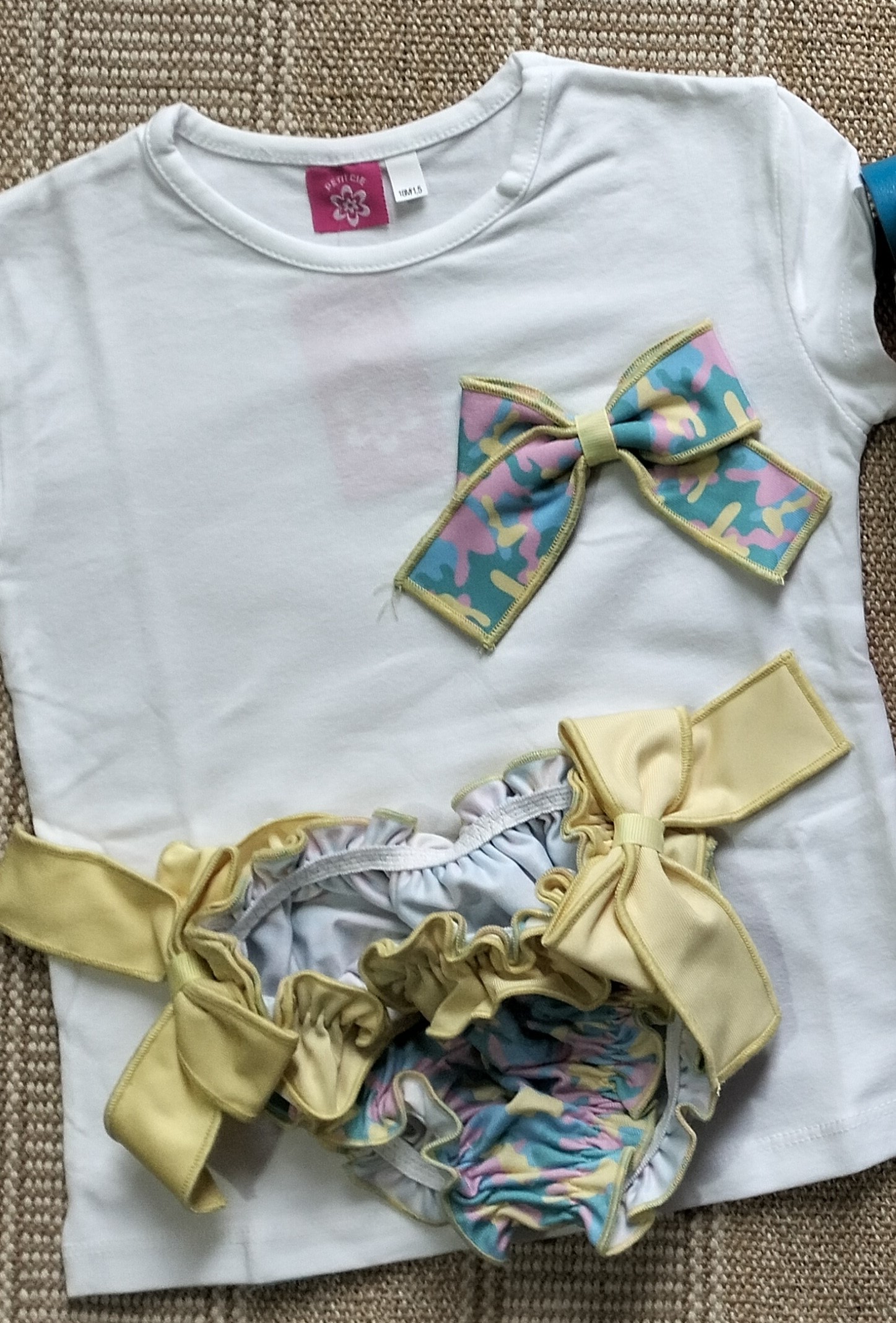 CONJUNTO DE BAÑO CAMUFLAJE NIÑA