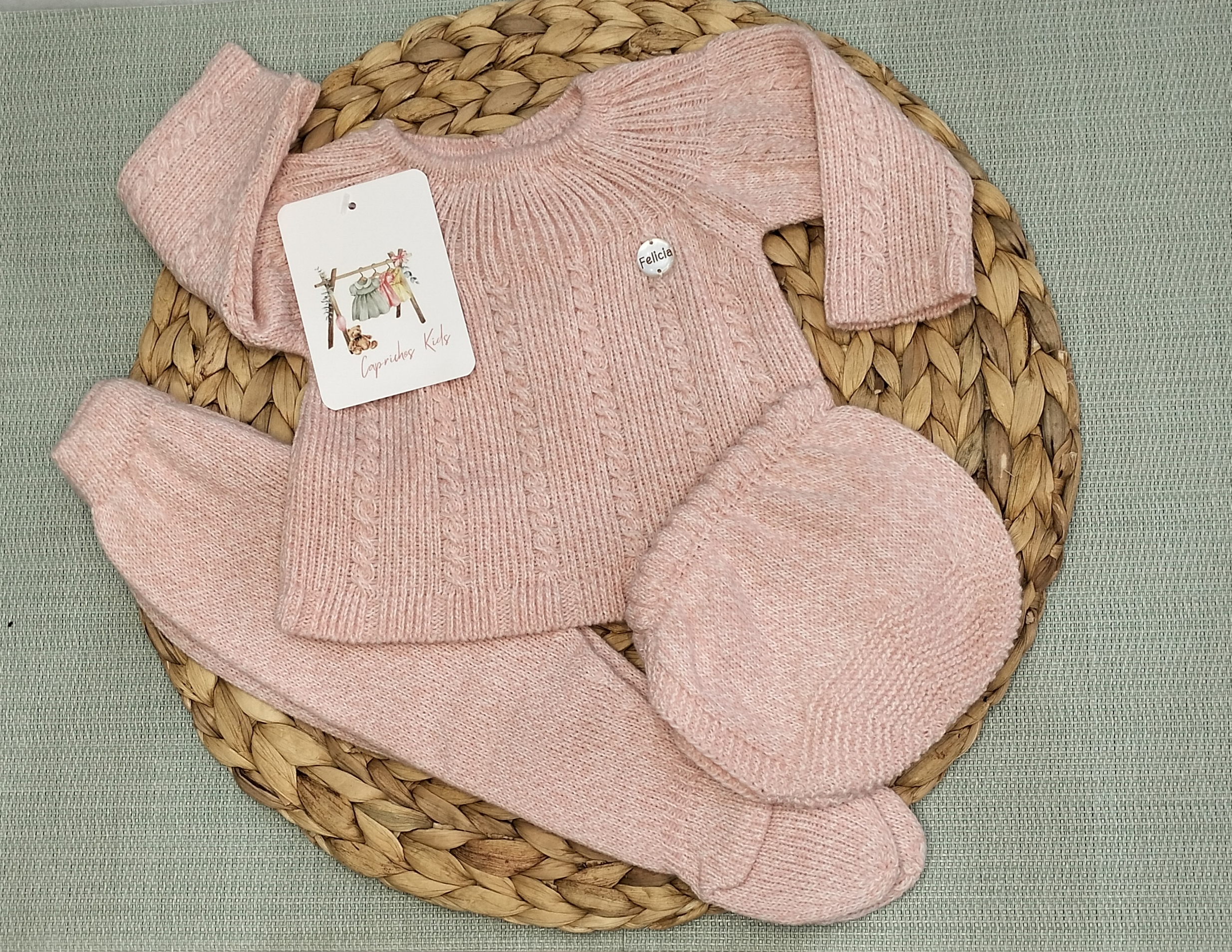 CONJUNTO DE POLAINA CON DETALLES TRENZADOS - Imagen 3