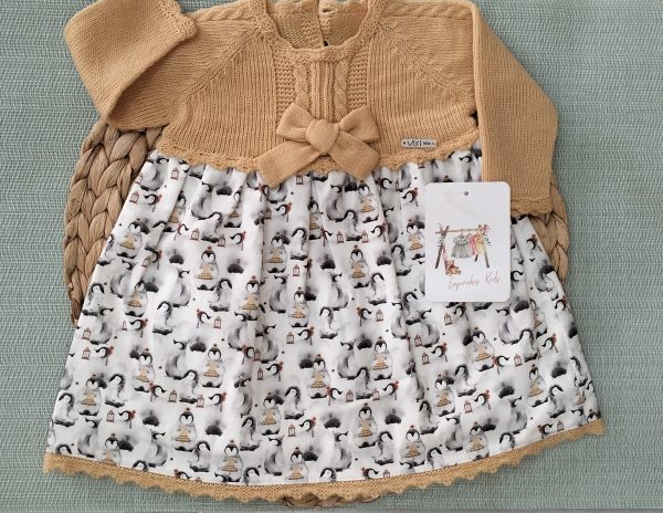 VESTIDO DE PUNTO CON ESTAMPADO DE PINGÜINO