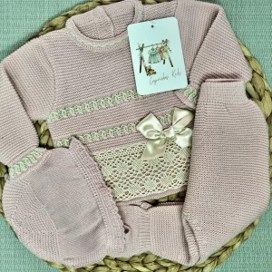 CONJUNTO POLAINA CON ENCAJE, MAQUILLAJE