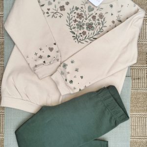 CONJUNTO "FLORES Y NATURALEZA"