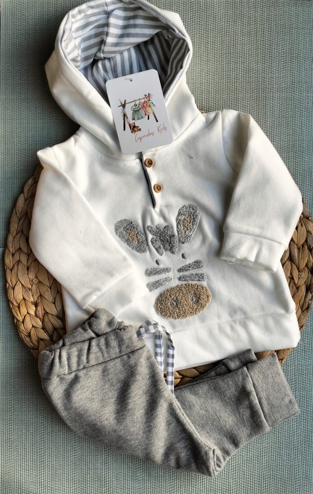 CONJUNTO CHANDAL JIRAFA GRIS