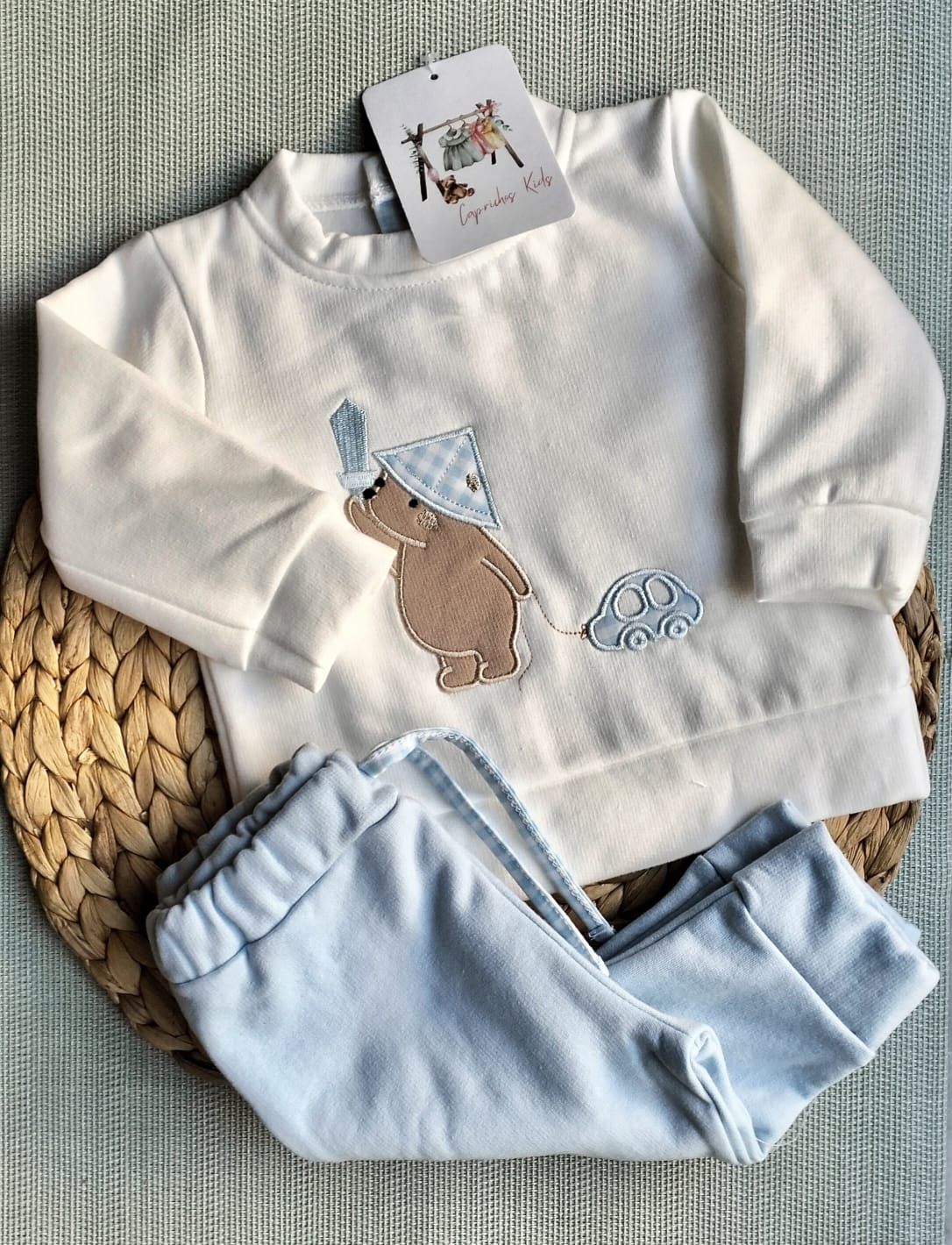 CONJUNTO CHANDAL OSITO CON COCHE CELESTE
