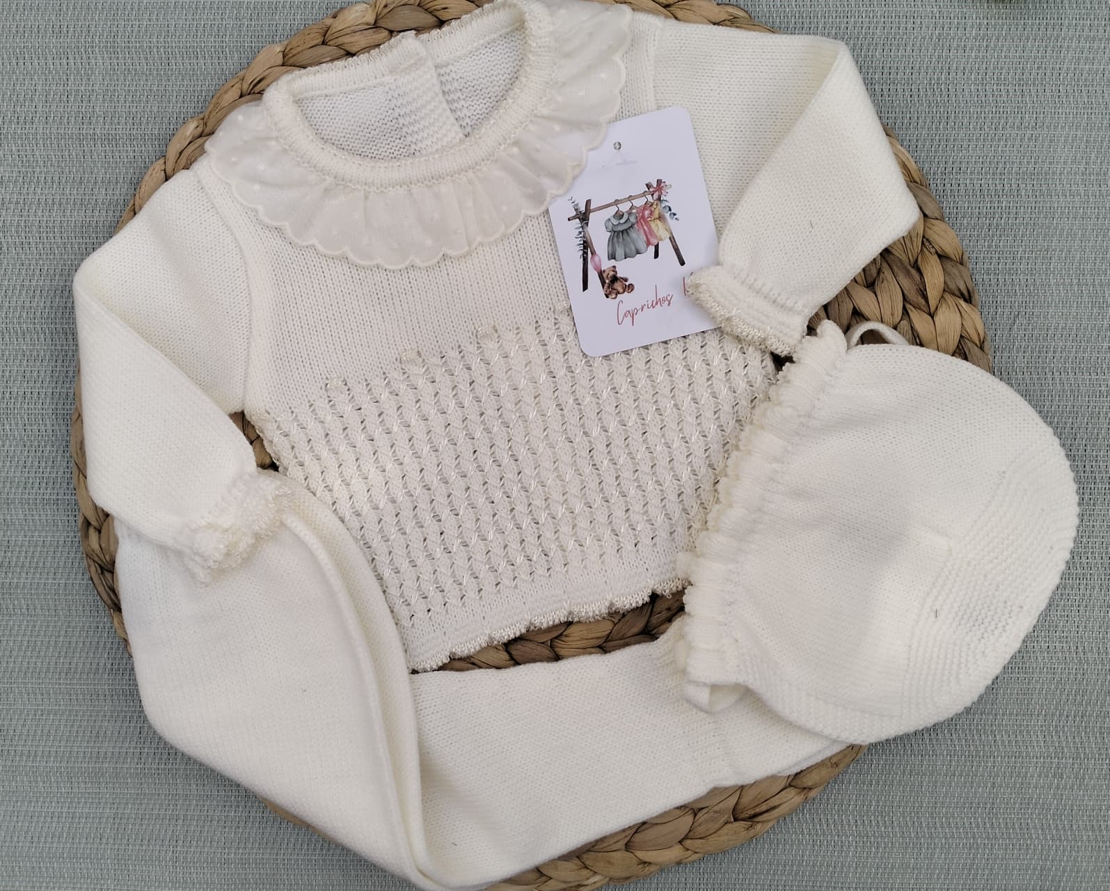 CONJUNTO POLAINA CUELLO VOLANTE, CRUDO